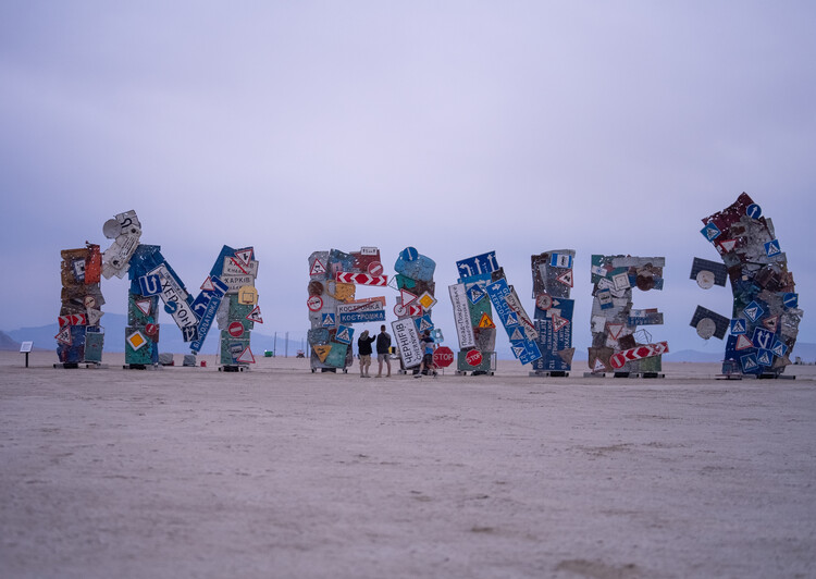 An interconnected mushroom garden and shelter from the desert sun: 8 installations in Burning Man 2024 - Image 3 of 30